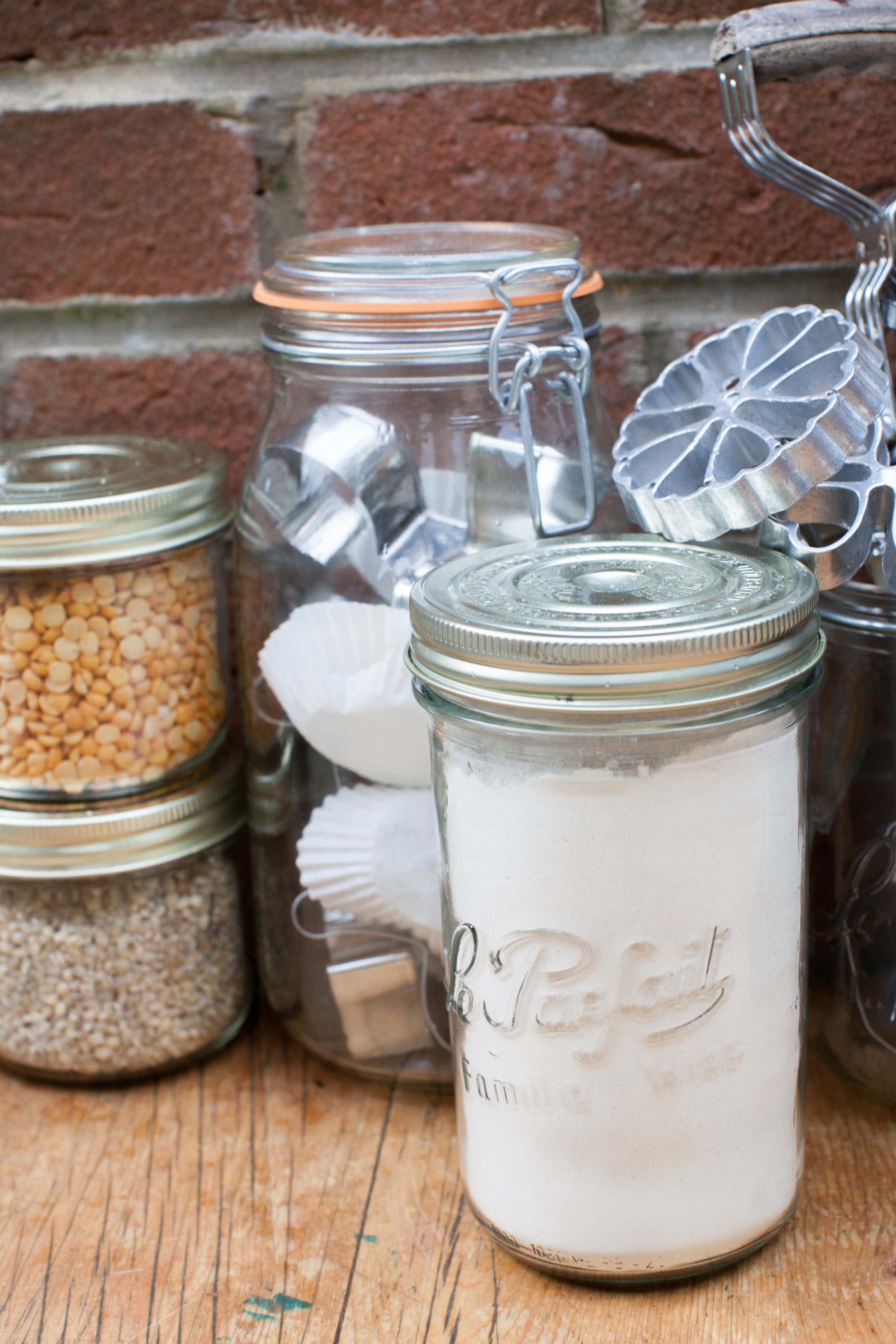 Familia Wiss Screw Top Preserve Jar  1000gm